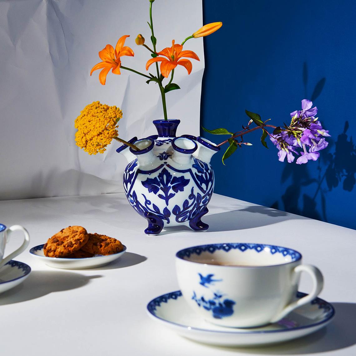 Cup and saucer delftware large set of 2