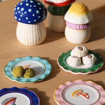 Plate magic mushroom set of 4