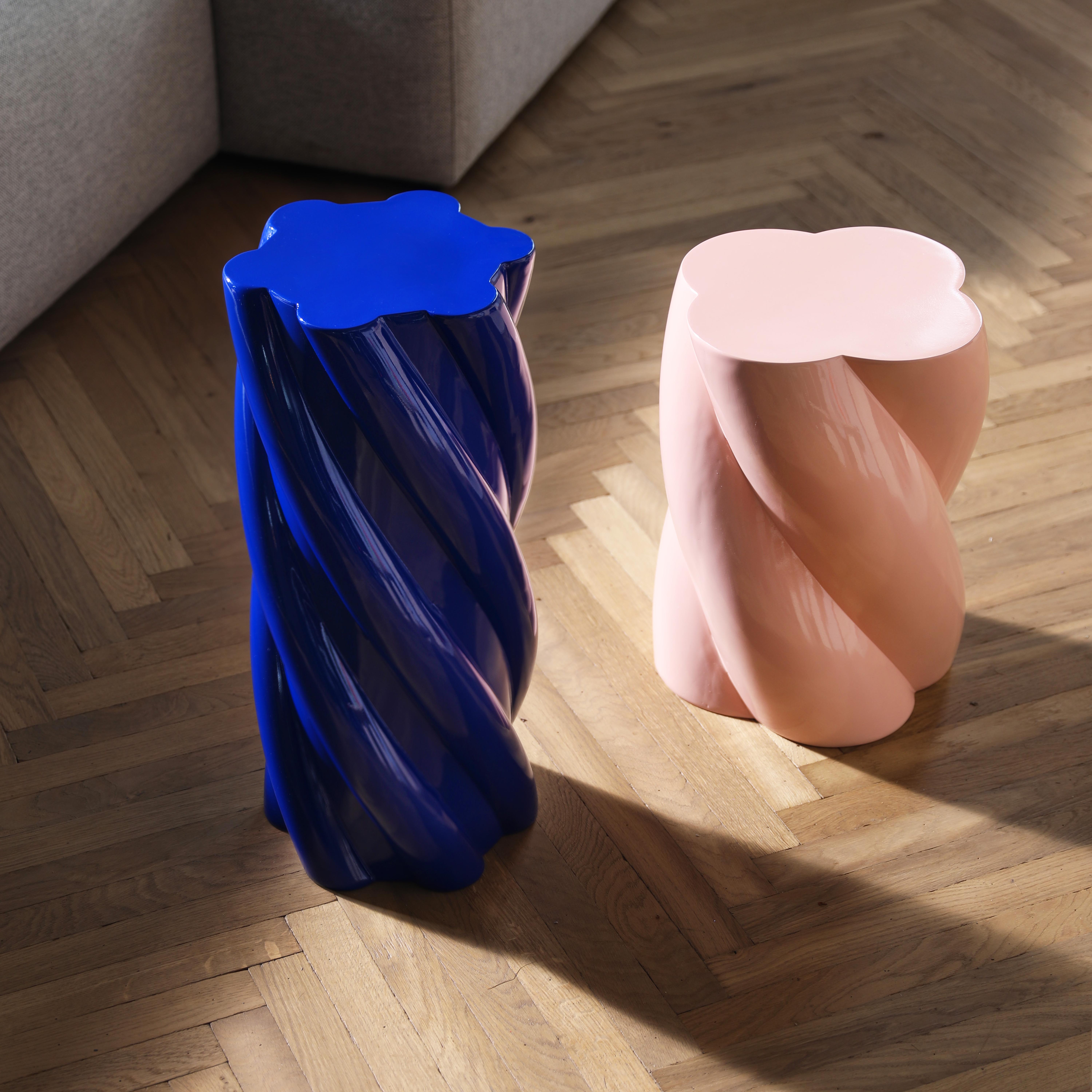 Pillar marshmallow blue