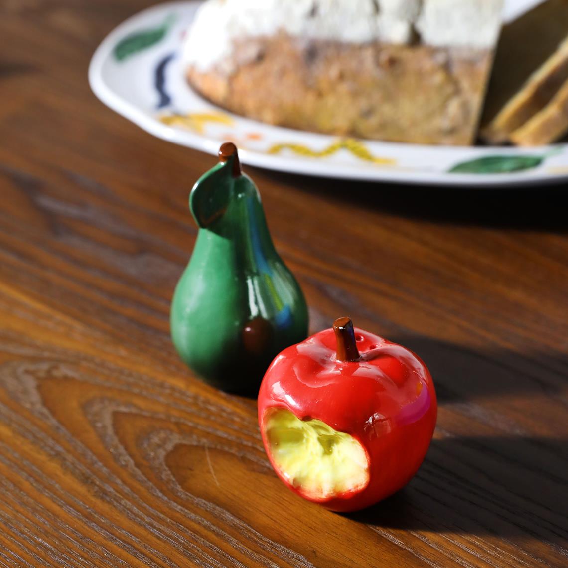 Salt & pepper haines apple pear