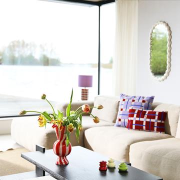Table lamp grid