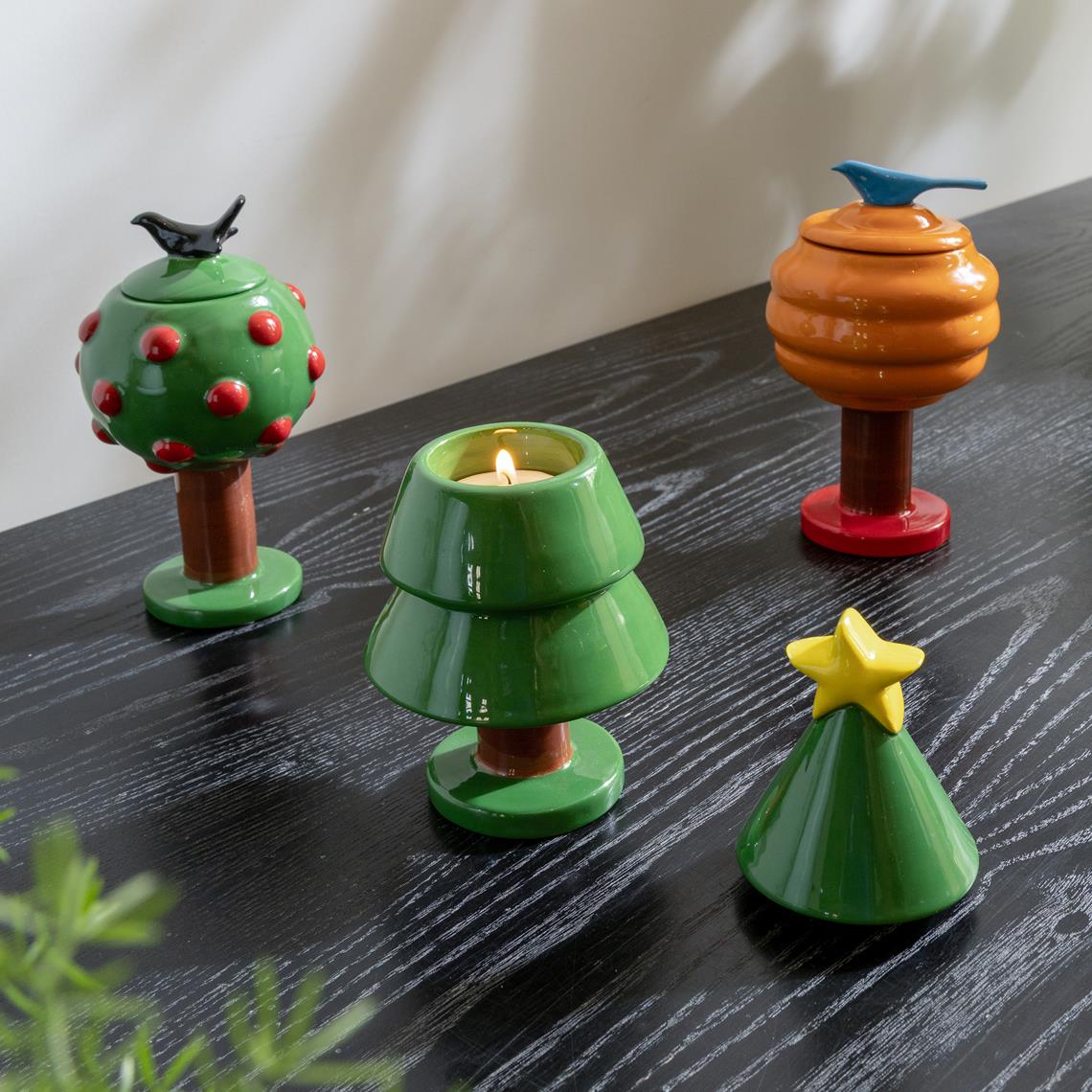 Candle holder haines christmas