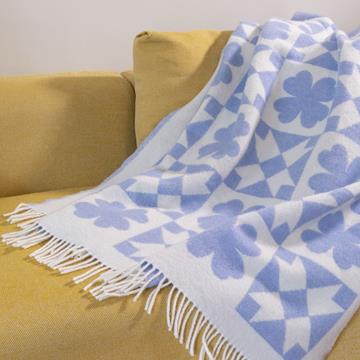 Plaid patch quilt