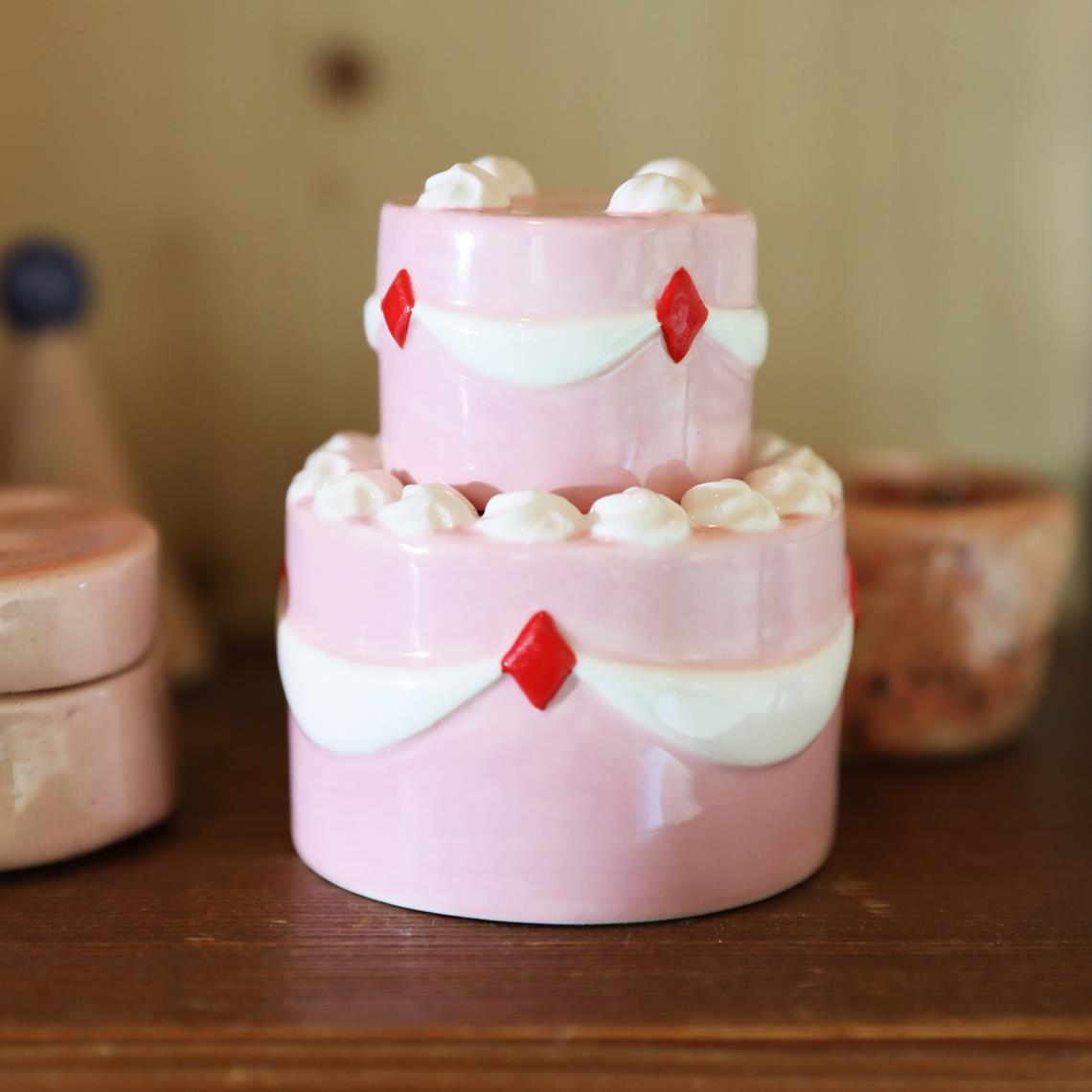 Salt & pepper cake