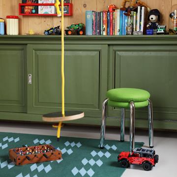 Stool macaron green