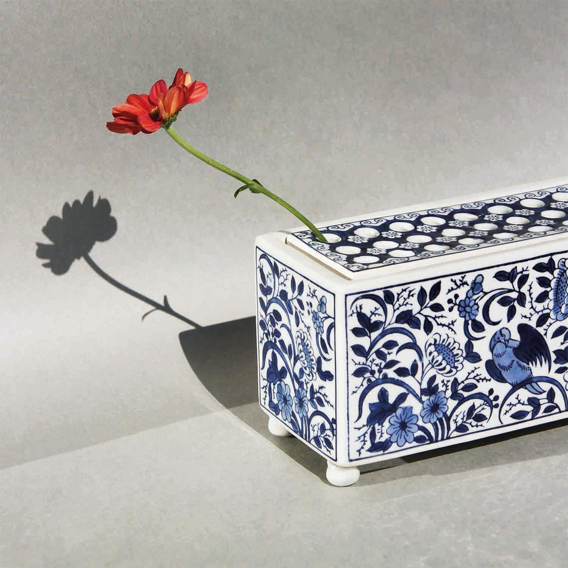 Vase flowerbrick