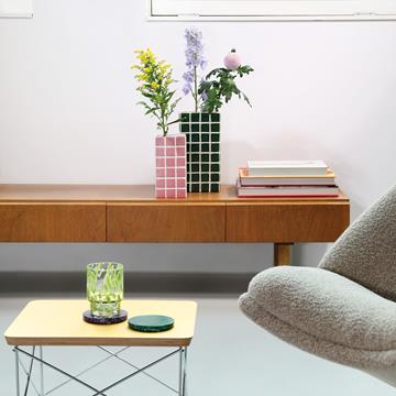 Vase tile pink