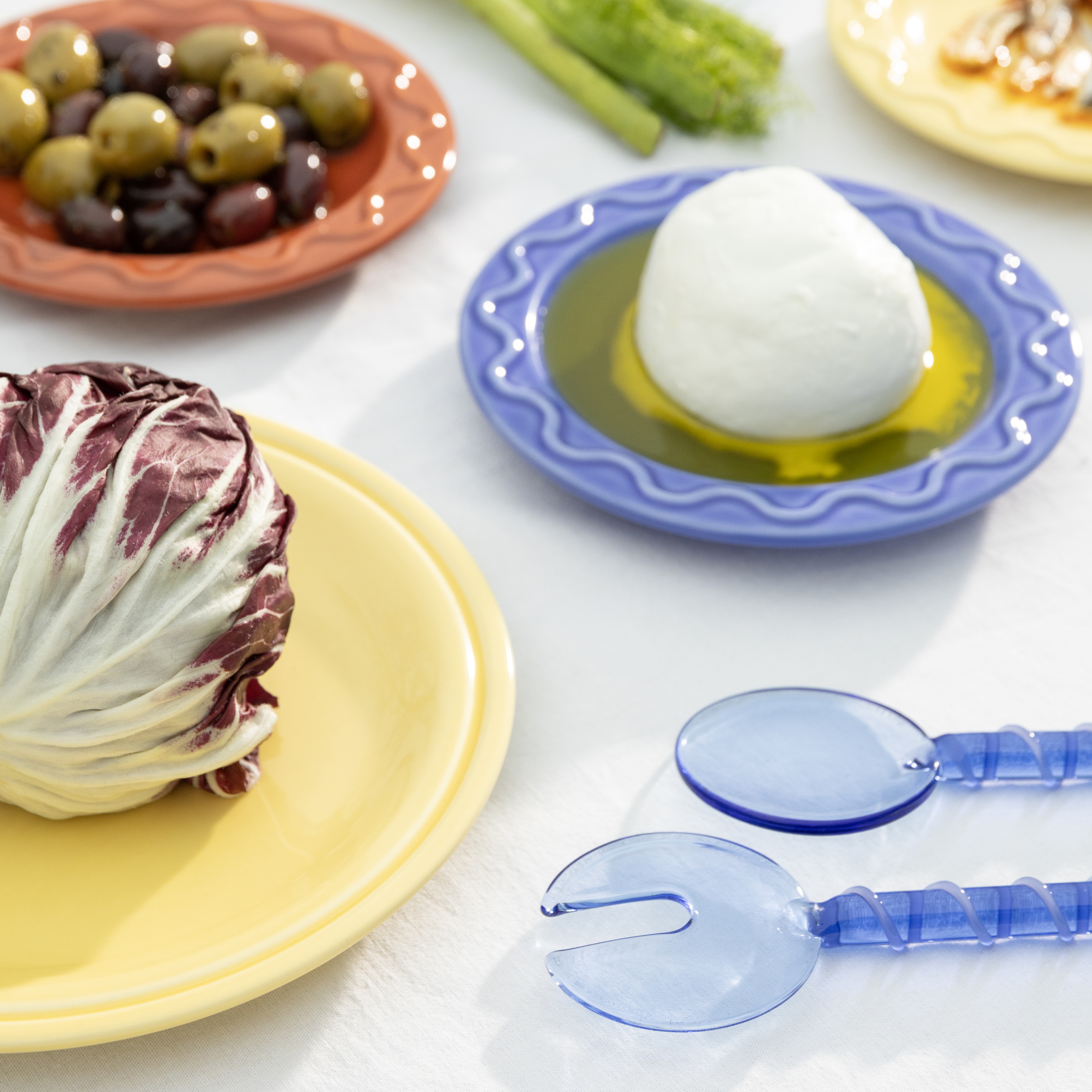 Salad server sling blue