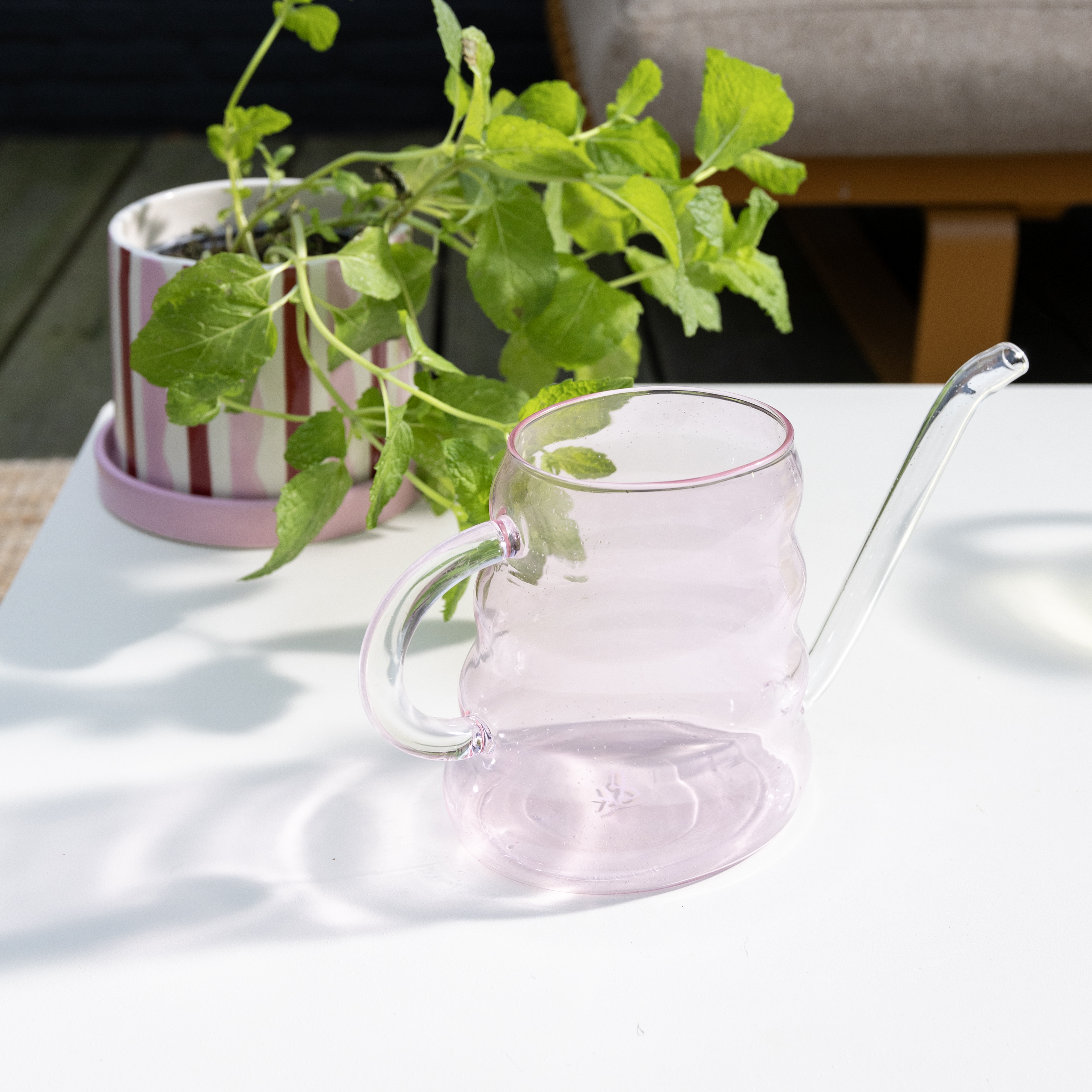 Watering can swell pink