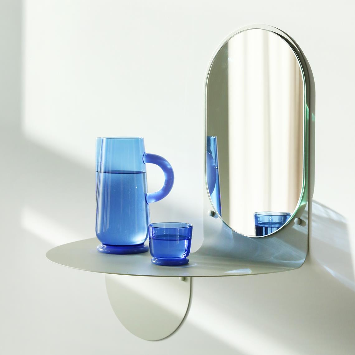 Mirror flip grey