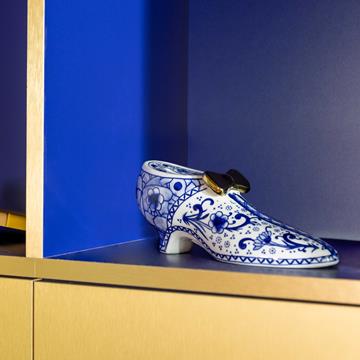 Coinbank delftware shoe