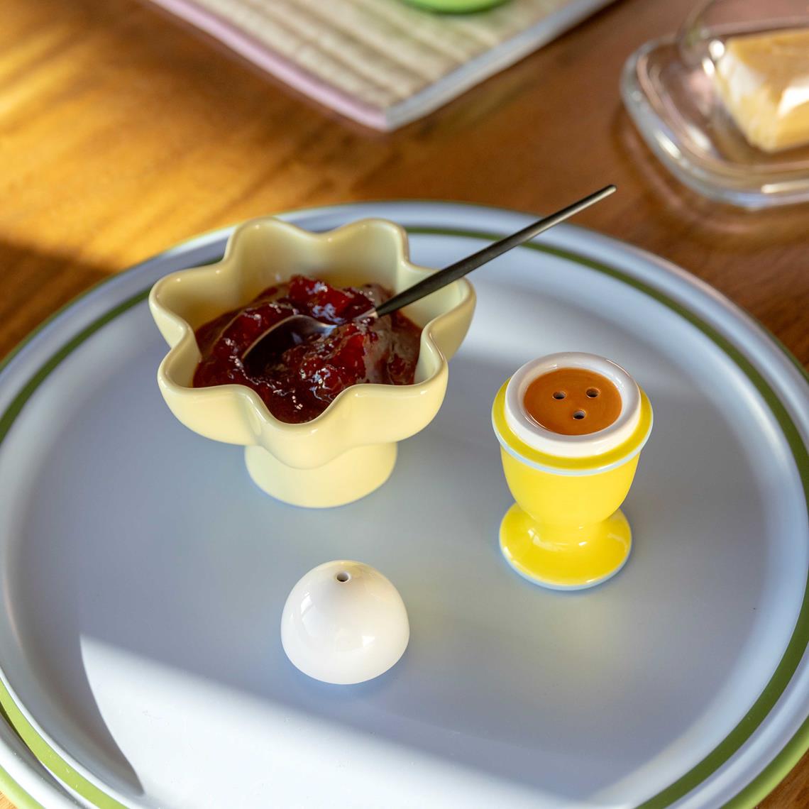Salt & pepper egg yellow
